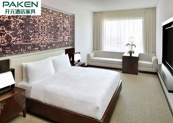 A mobília do rei Room Walnut Veneer do hotel de Omã JW Marriot Muscat ajusta o projeto econômico do grande espaço